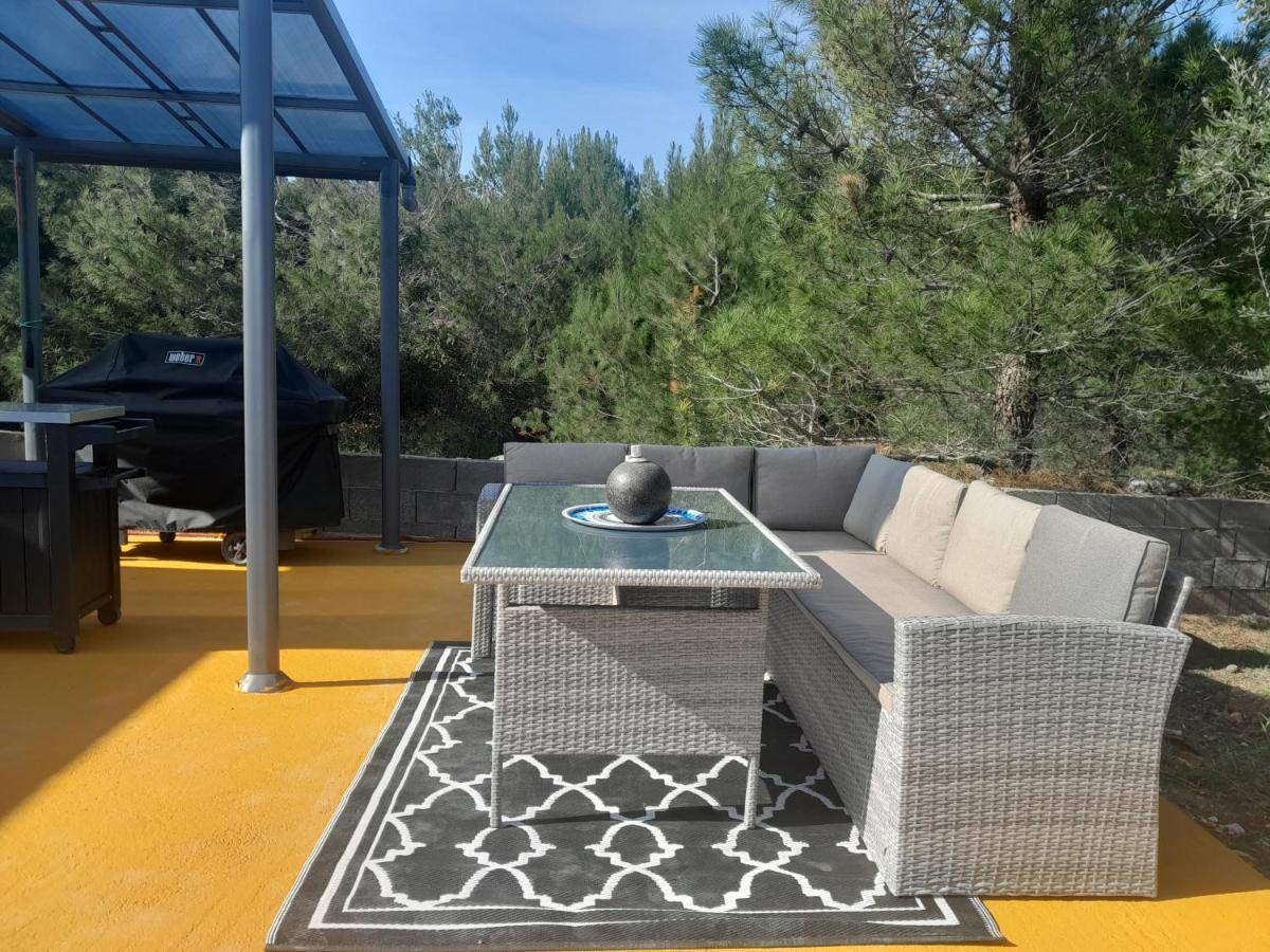Caliente Apartments Vir B Bagian luar foto