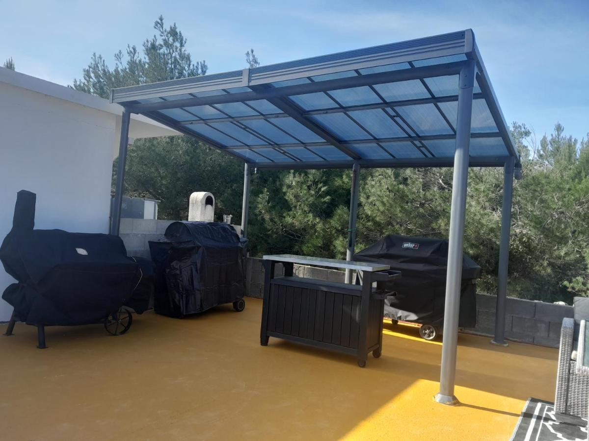Caliente Apartments Vir B Bagian luar foto